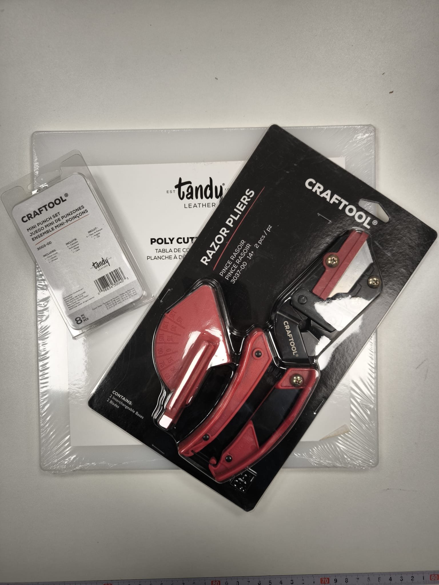 Zvýhodněný set biothanové nůžky+ děrovací set+ řezací podložka