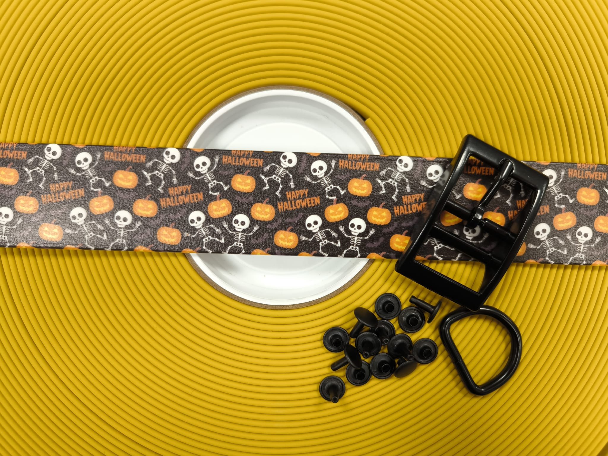 DIY Happy Halloween Colorthan® design s komponenty