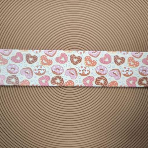 DIY Donut Love ColorThan® design s poniklovanými komponenty 